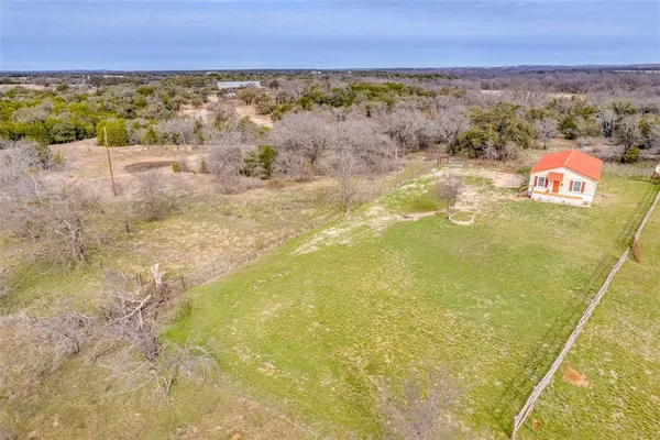 $1,700 | 1584 Kelly Road, Unit A, Aledo, TX 76008