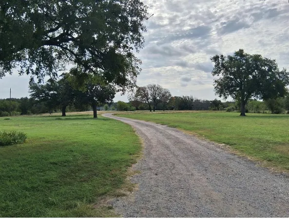 $1,700 | 1584 Kelly Road, Unit A, Aledo, TX 76008