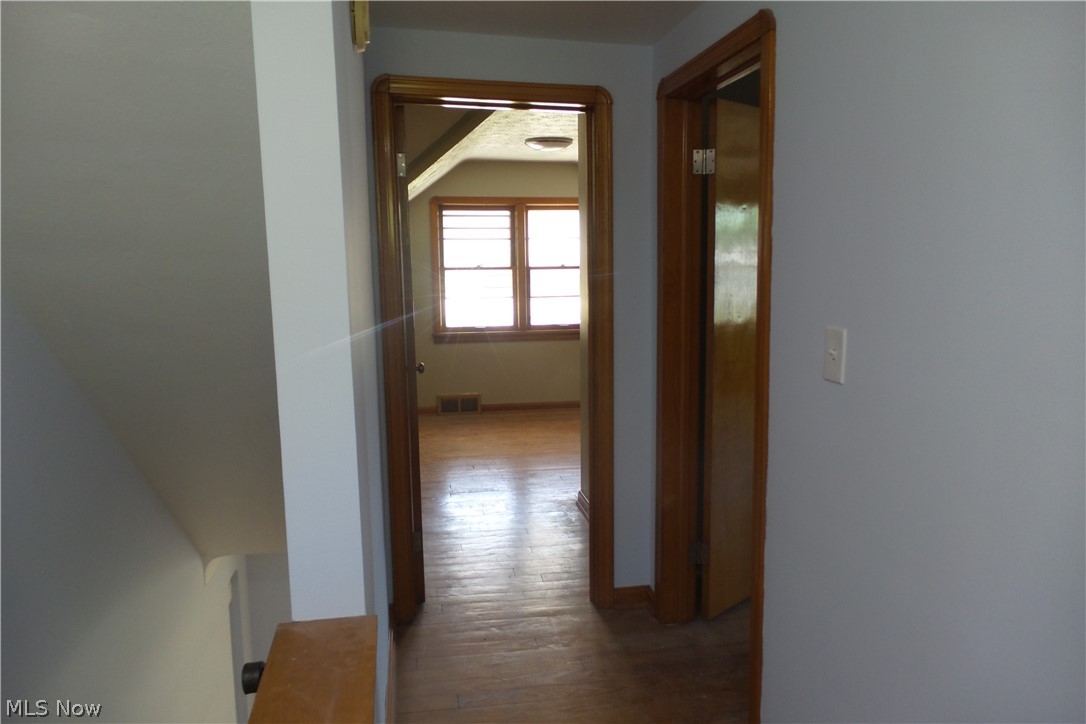 4963 Mayfield Road Cleveland, OH 44124 - Photo 8 of 13 Gallery Image 8