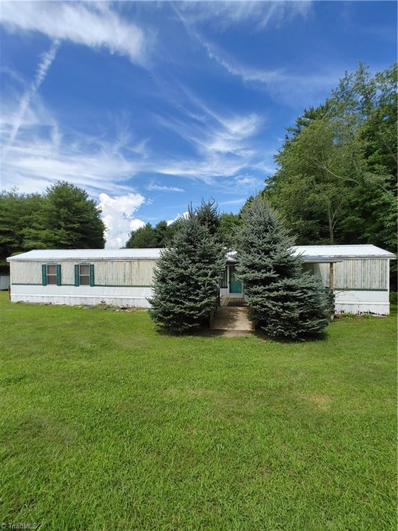 779 Gambetta Road Galax, VA 24333 - Photo 1 of 47 Gallery Image 1