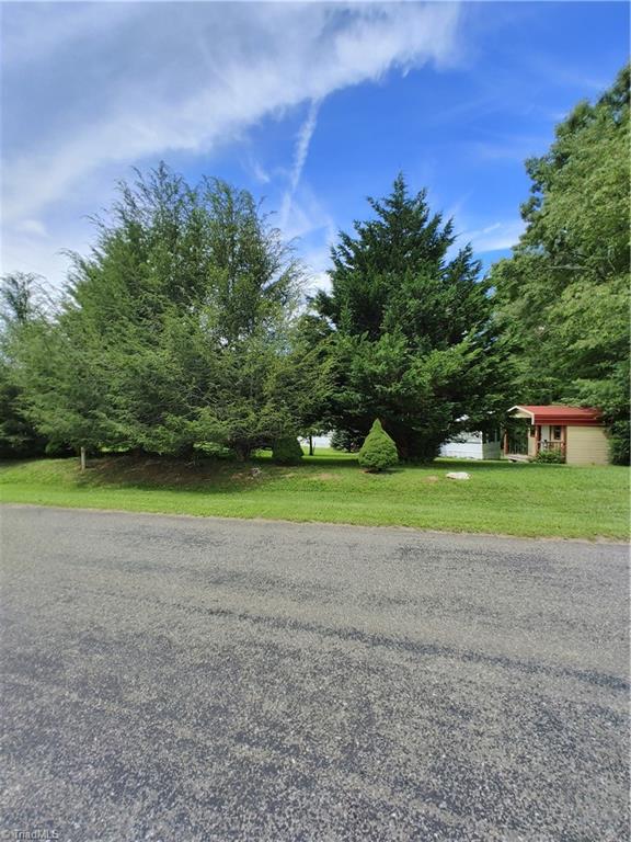 779 Gambetta Road Galax, VA 24333 - Photo 5 of 47 Gallery Image 5