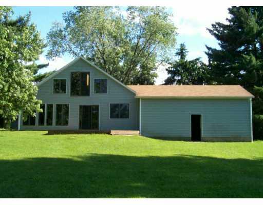 104 Lakeview Road Fombell, PA 16123 - Photo 1 of 3 Gallery Image 1