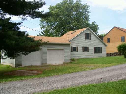 104 Lakeview Road Fombell, PA 16123 - Photo 2 of 3 Gallery Image 2