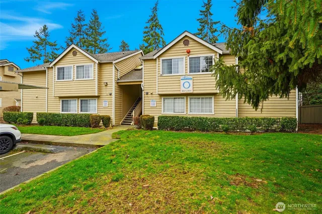 $339,000 | 1806 South 286th Lane, Unit O201, Federal Way, WA 98003