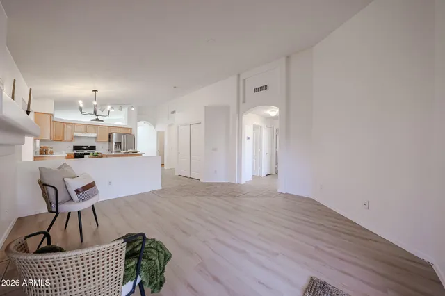 $557,999 | 922 East Blackhawk Drive, Phoenix, AZ 85024