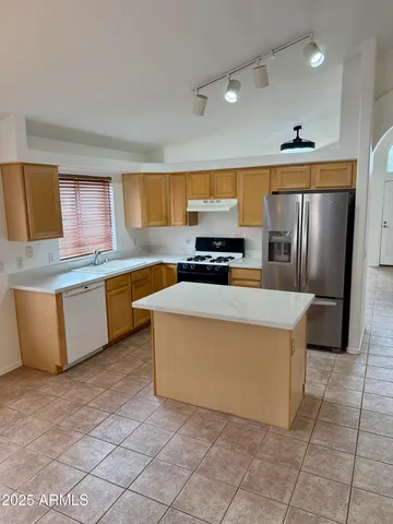 $559,000 | 922 East Blackhawk Drive, Phoenix, AZ 85024