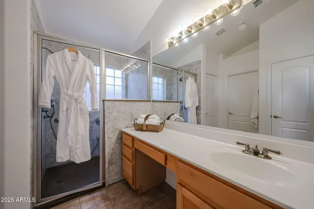 $557,999 | 922 East Blackhawk Drive, Phoenix, AZ 85024