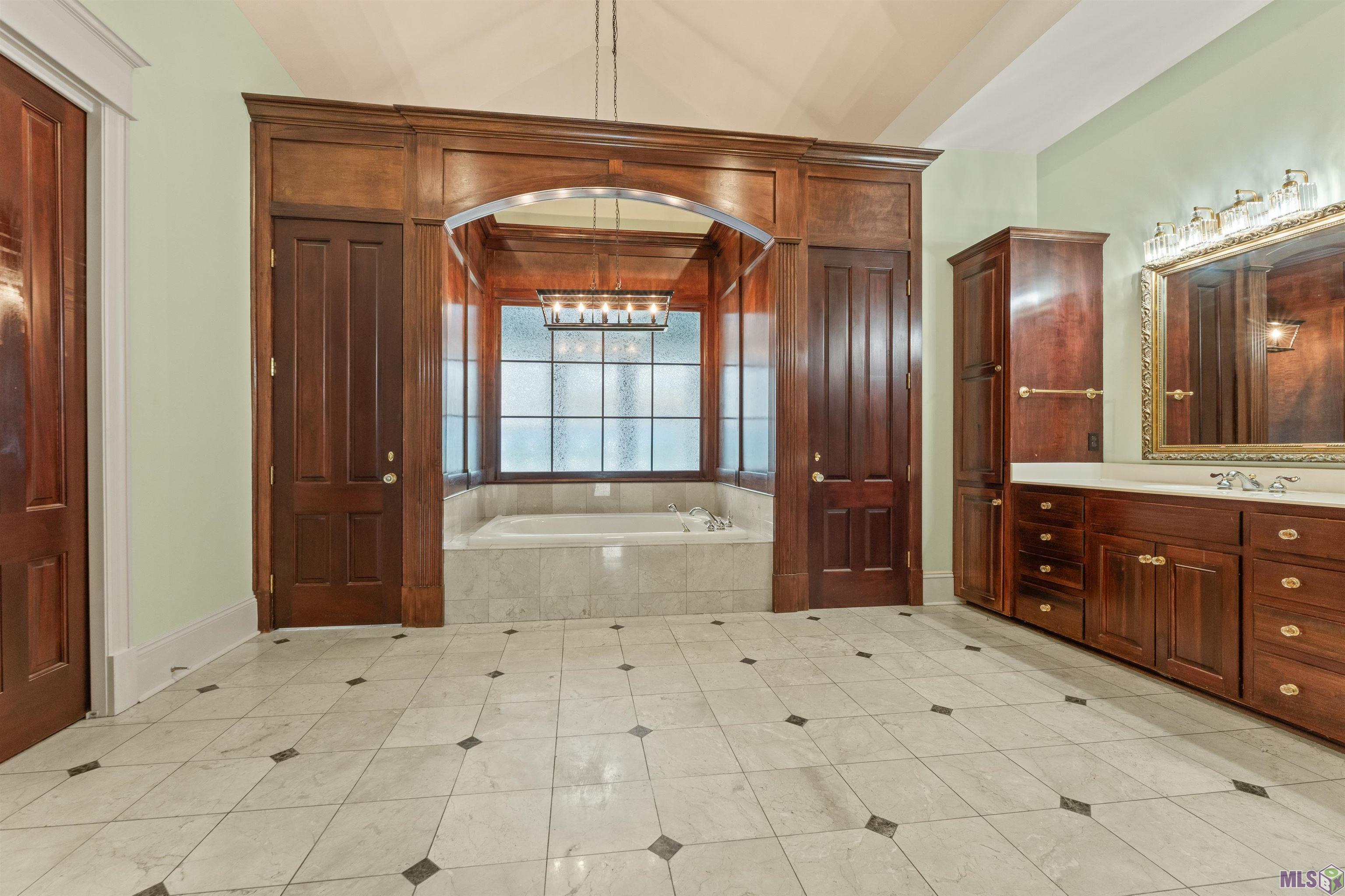 20355 Greenwell Springs Road Greenwell Springs, LA 70739 - Photo 16 of 39