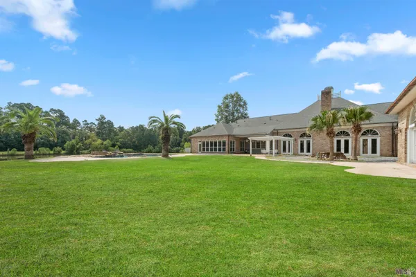 $1,145,000 | 20355 Greenwell Springs Road, Greenwell Springs, LA 70739