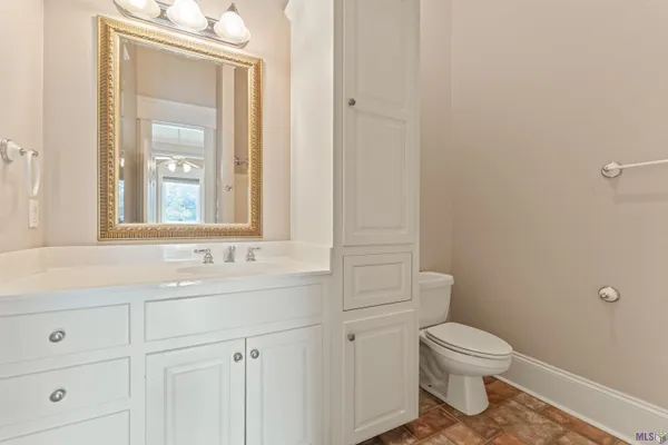 $1,195,000 | 20355 Greenwell Springs Road, Greenwell Springs, LA 70739