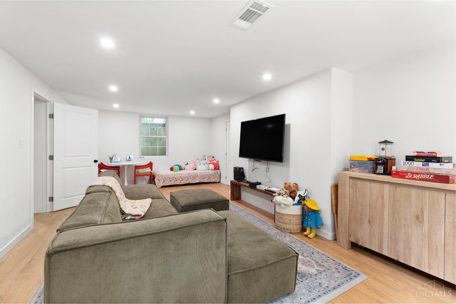 555 Reily Road Wyoming, OH 45215 - Photo 40 of 53