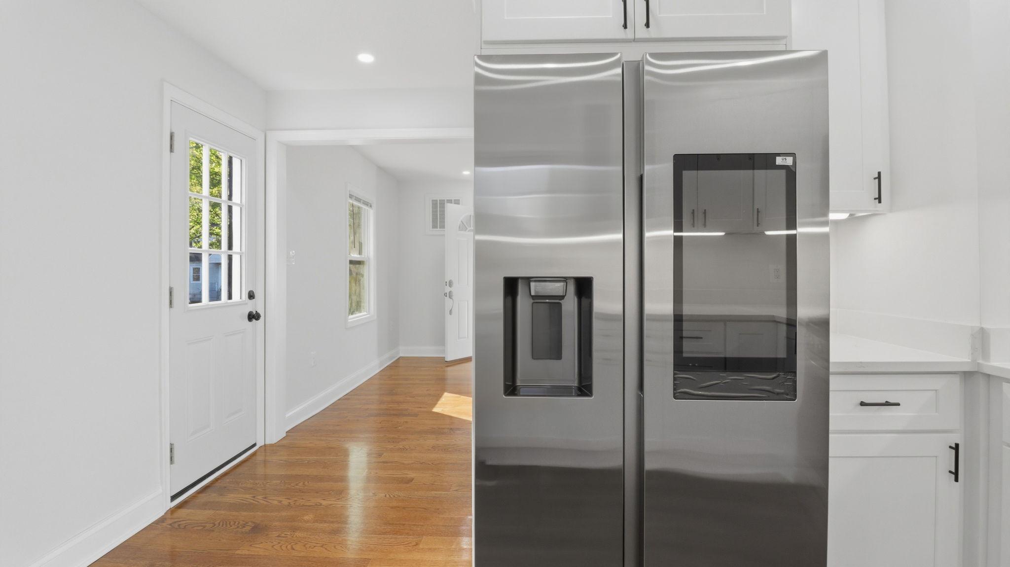 5633 Jamestown Road Hyattsville, MD 20782 - Photo 12 of 47 Kitchen w/ stainless steel appliances
