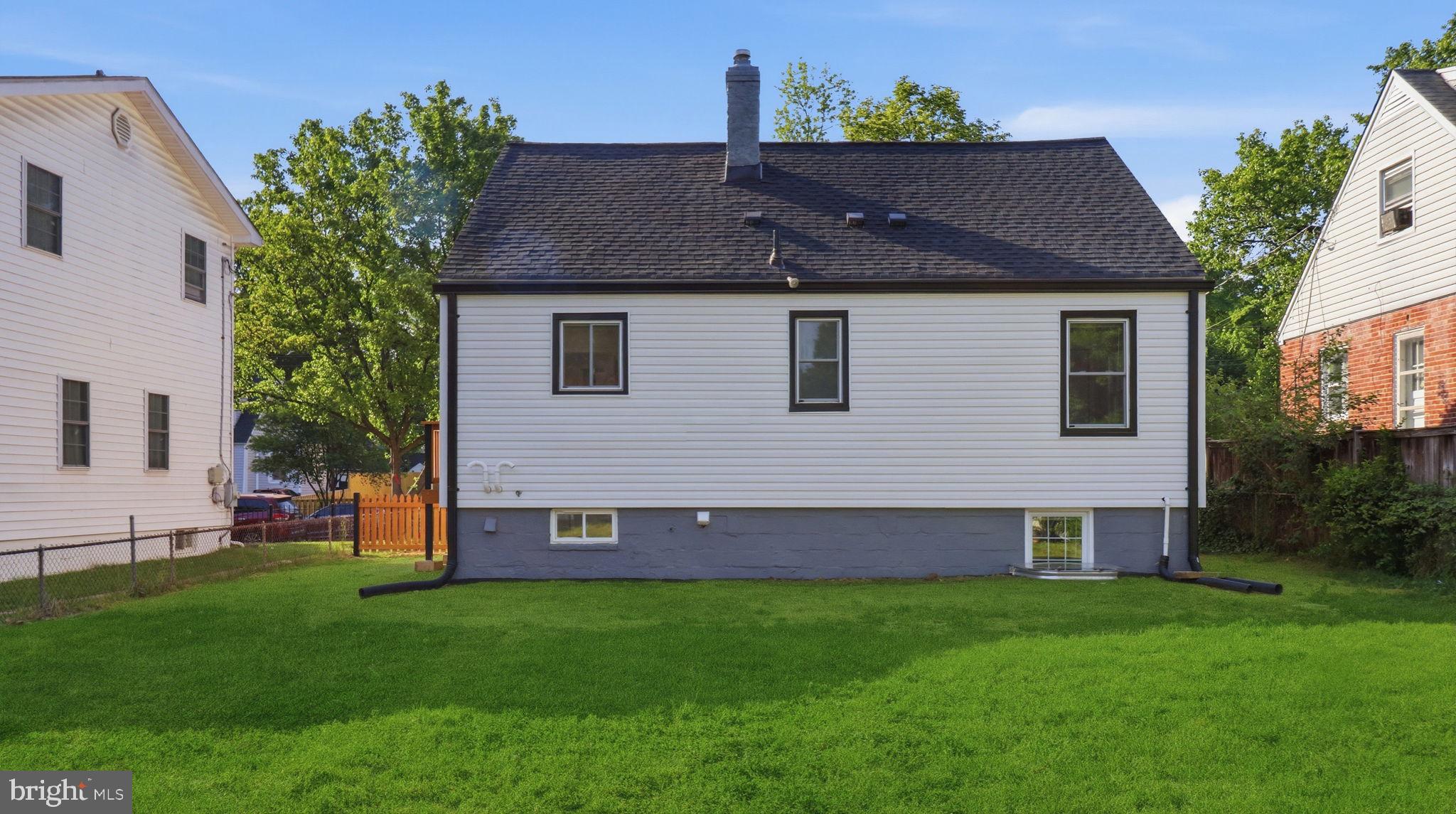 5633 Jamestown Road Hyattsville, MD 20782 - Photo 43 of 47 Charming home with lush green yard.