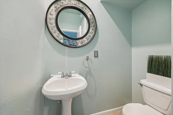 $1,650 | 7326 Regency Square Court, Unit 7326, Houston, TX 77036