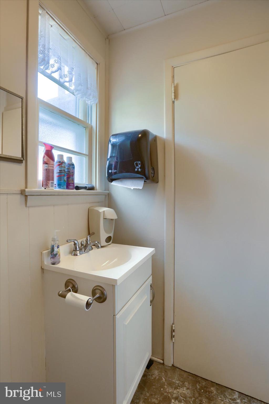429 Rohrerstown Road Lancaster, PA 17603 - Photo 59 of 79 Gallery Image 59