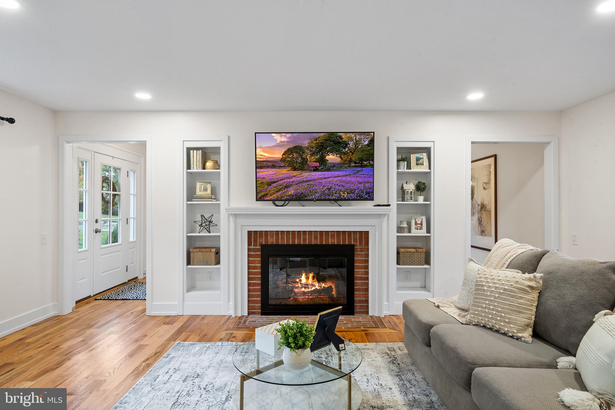 456 General Washington Road Wayne, PA 19087 - Photo 9 of 47 Living room area