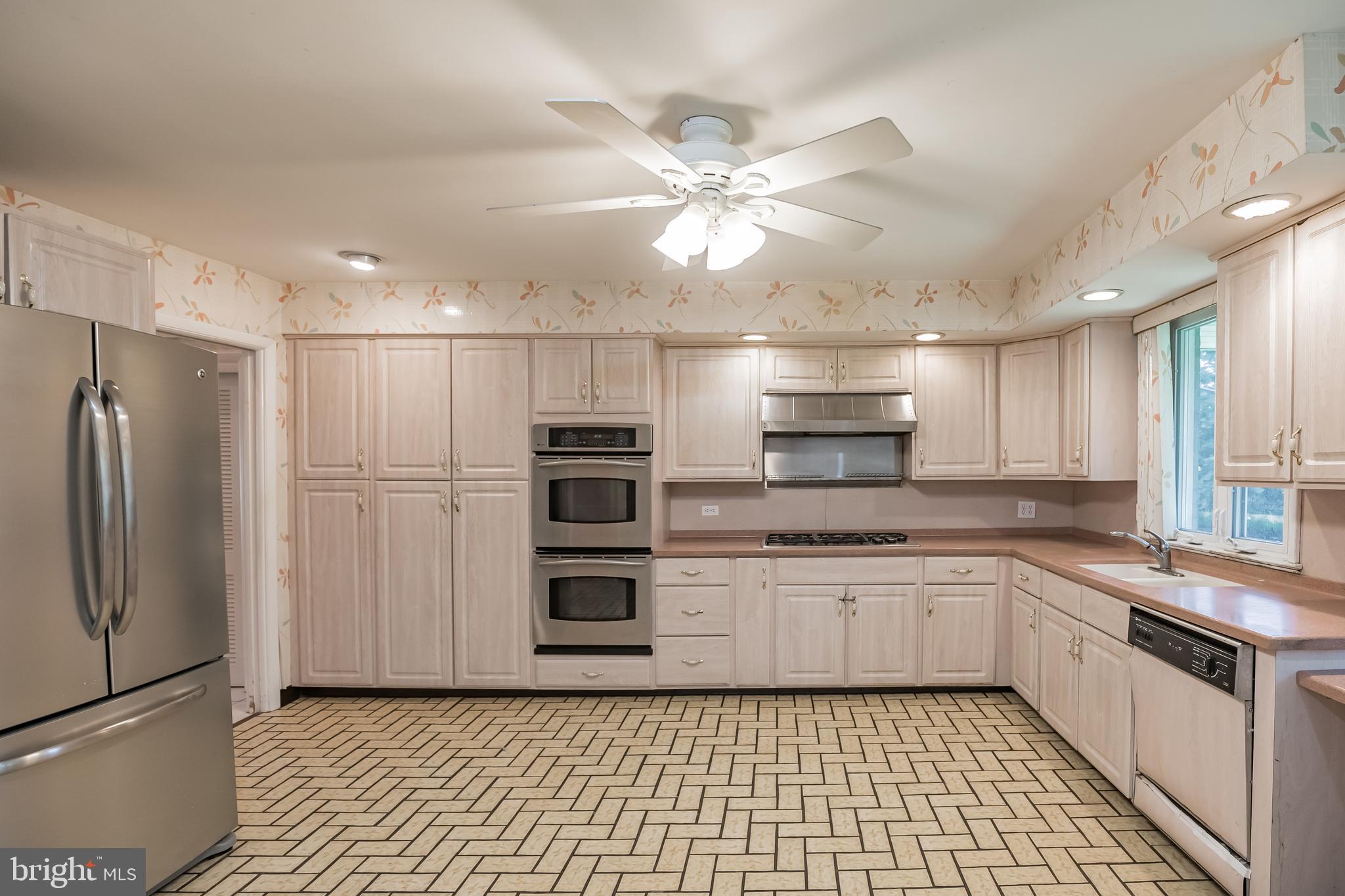 1427 Autumn Road Jenkintown, PA 19046 - Photo 12 of 36 Kitchen