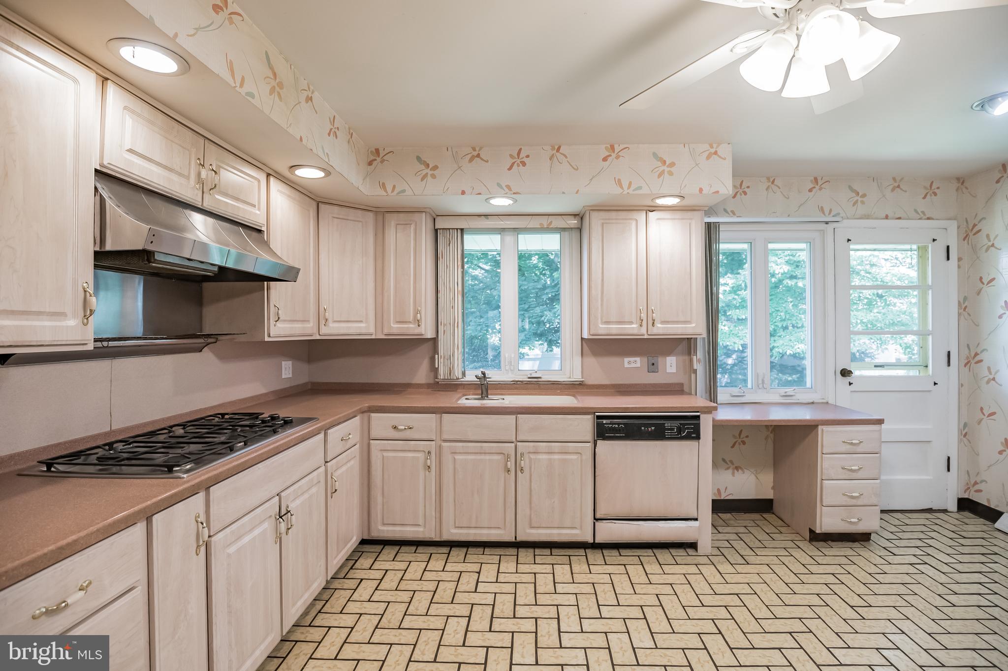 1427 Autumn Road Jenkintown, PA 19046 - Photo 14 of 36 Kitchen
