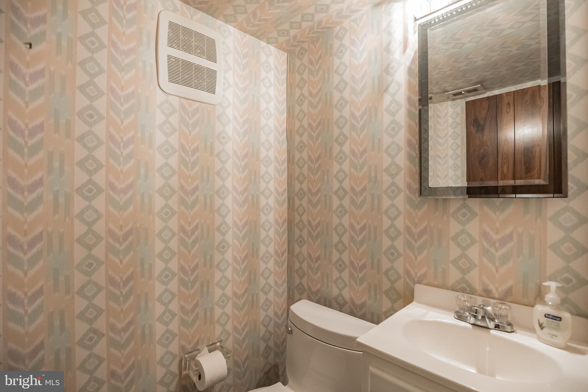 1427 Autumn Road Jenkintown, PA 19046 - Photo 18 of 36 Half Bath downstairs