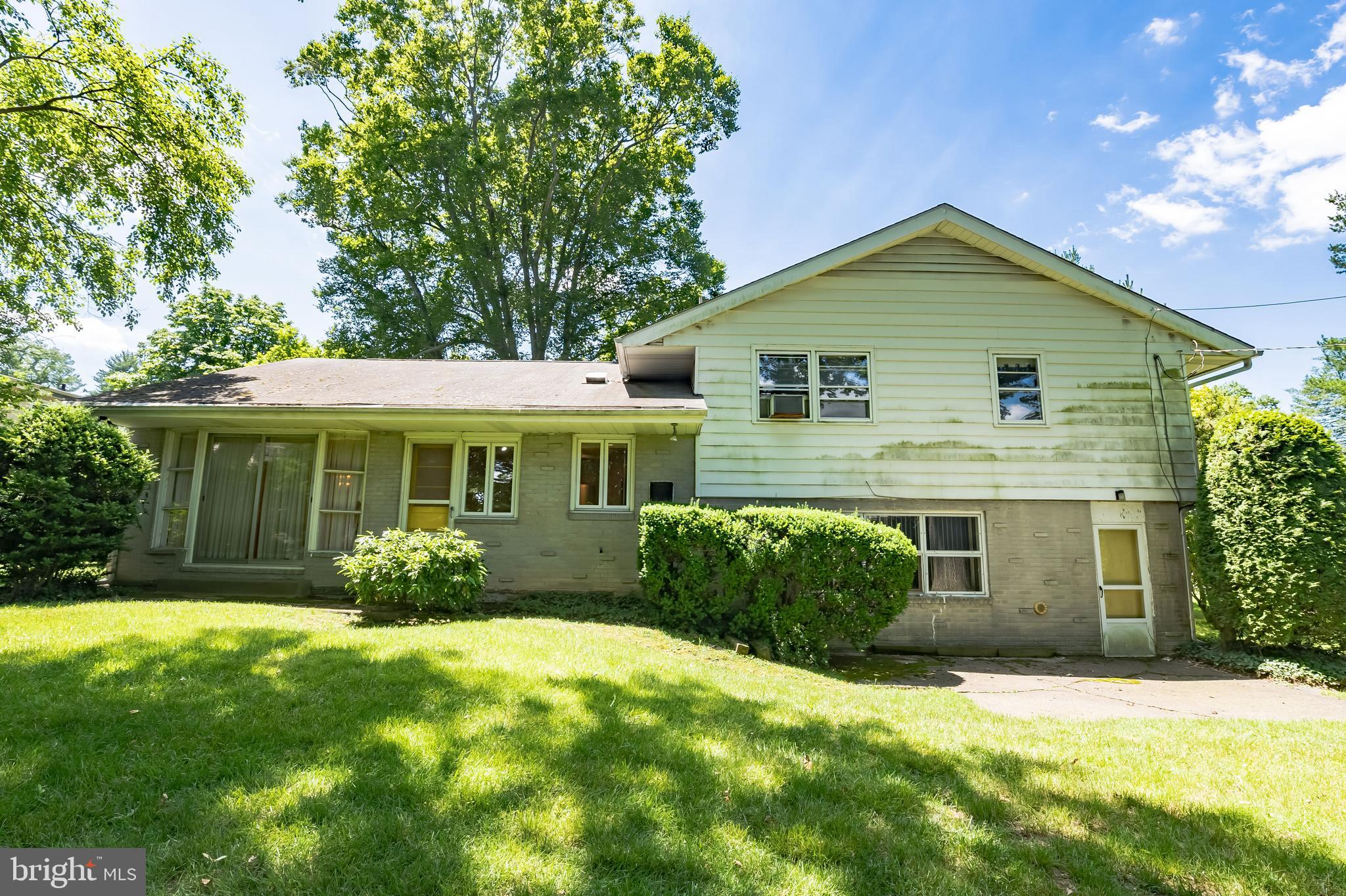 1427 Autumn Road Jenkintown, PA 19046 - Photo 36 of 36 Exterior back