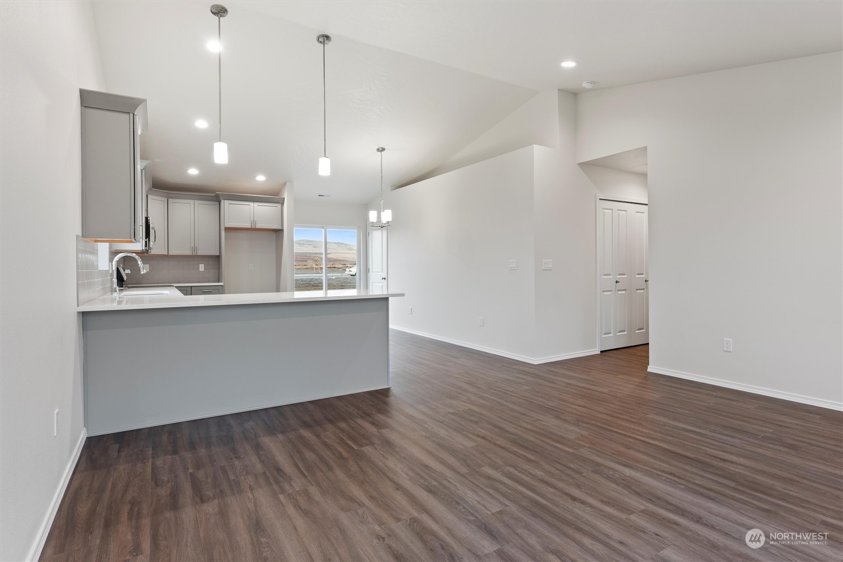 206 Rattray Drive Mattawa, WA 99349 - Photo 3 of 24 Gallery Image 3