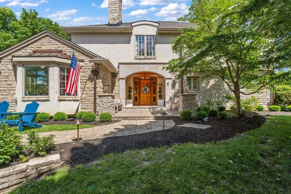 $2,000,000 | 2908 South Dorchester Road, Columbus, OH 43221