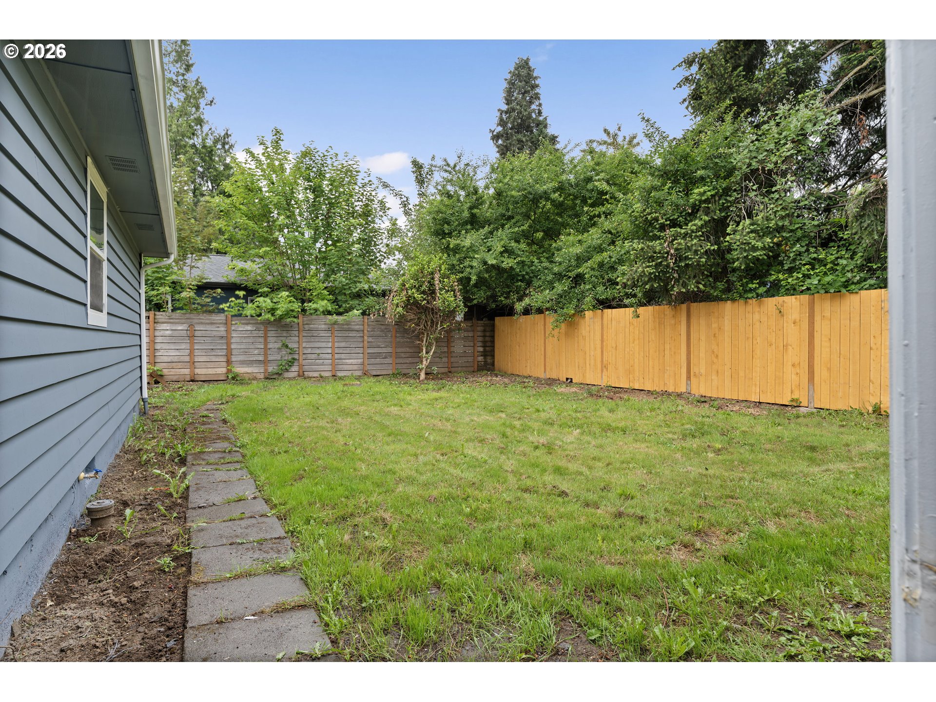 8923 Southeast Clinton Street Portland, OR 97266 - Photo 26 of 36 Backyard