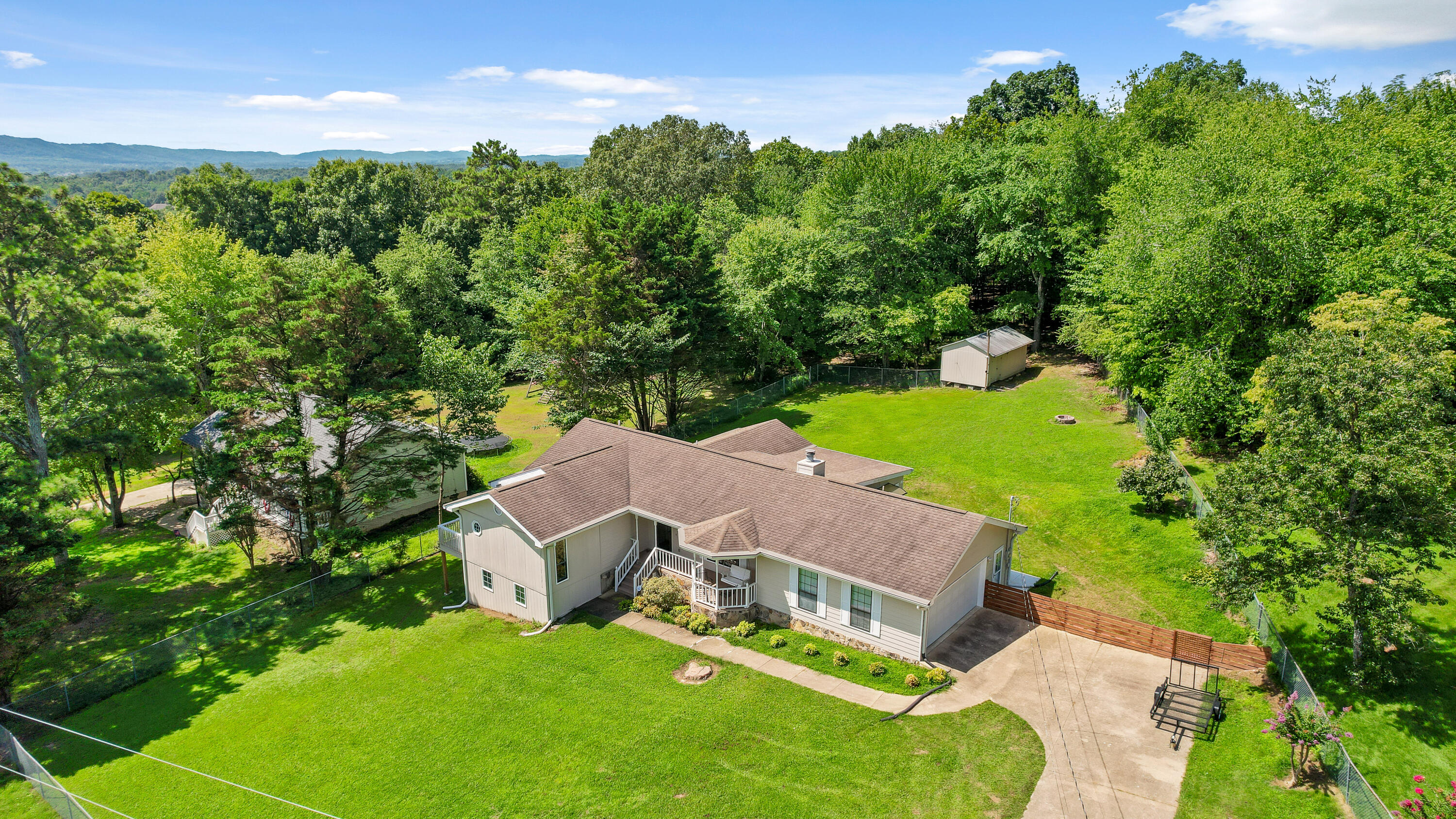 7442 Chad Road Harrison, TN 37341 - Photo 5 of 44 35-Chad-34