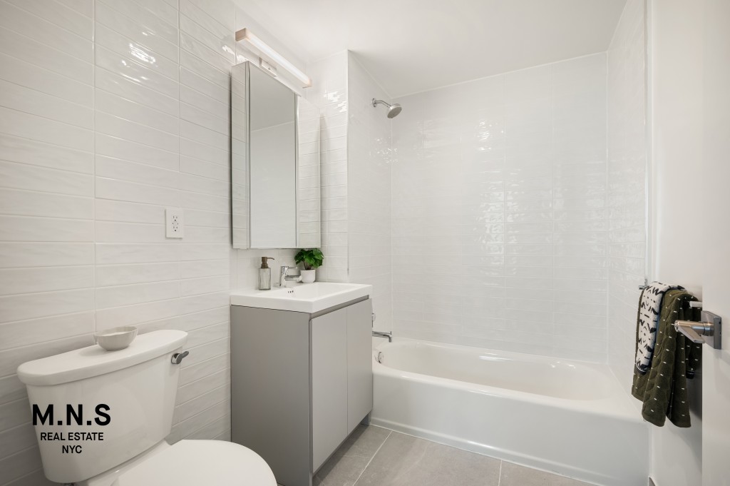 98-10 63rd Road, Unit 1612 Queens, NY 11374 - Photo 14 of 18