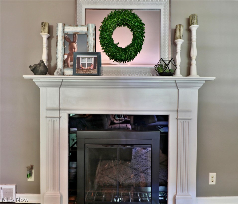 464 Hampshire Road Akron, OH 44313 - Photo 4 of 25 Gallery Image 4