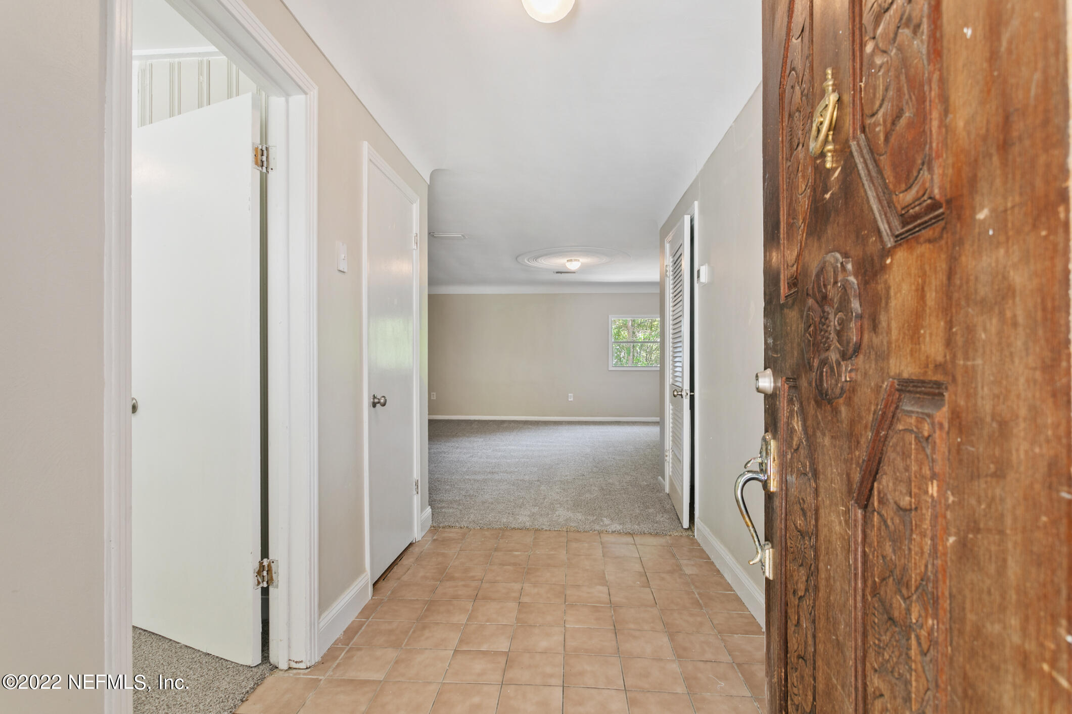 97 Spring Street St. Augustine, FL 32084 - Photo 3 of 18 a view of a hallway