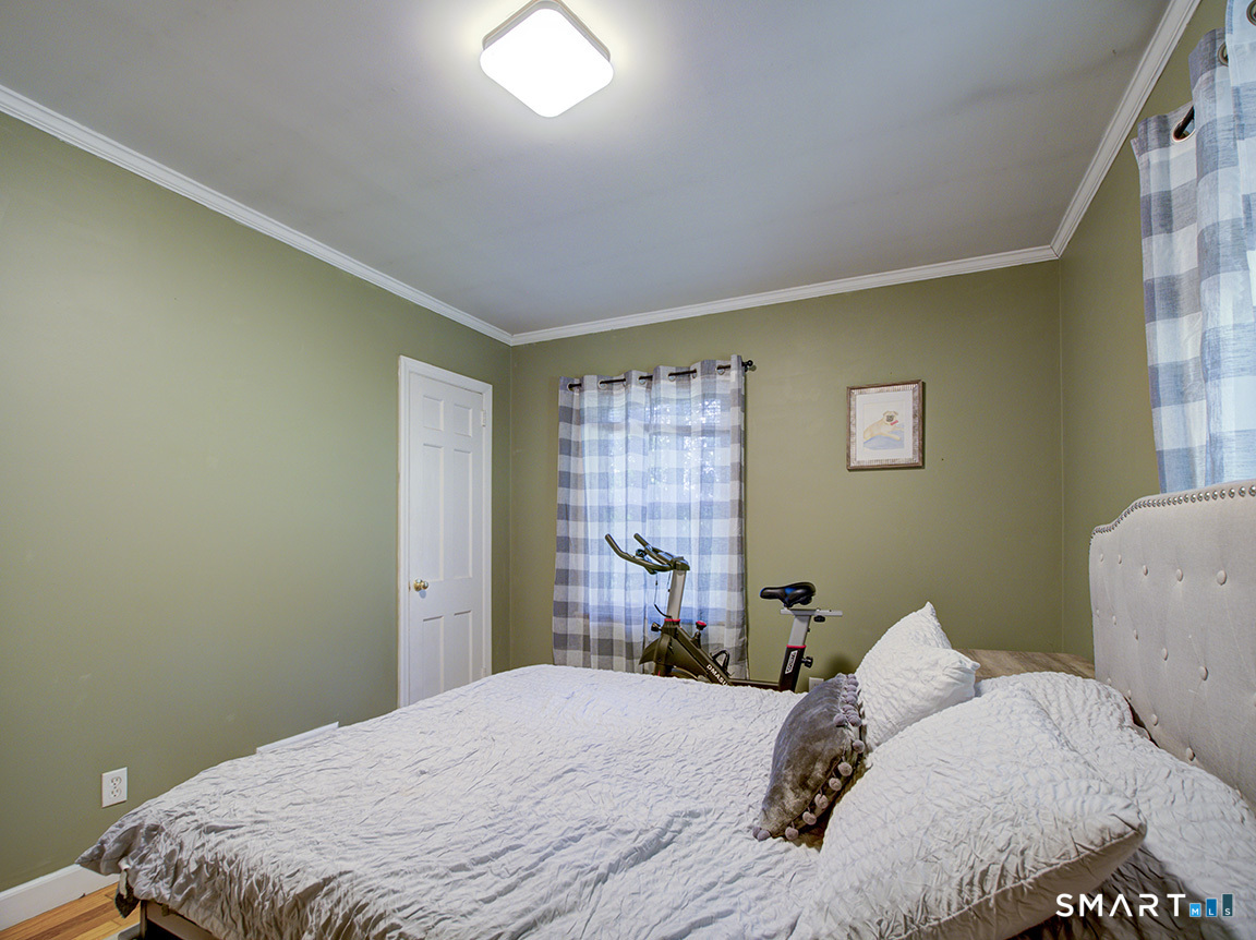 57 Buckingham Street Meriden, CT 06451 - Photo 19 of 35