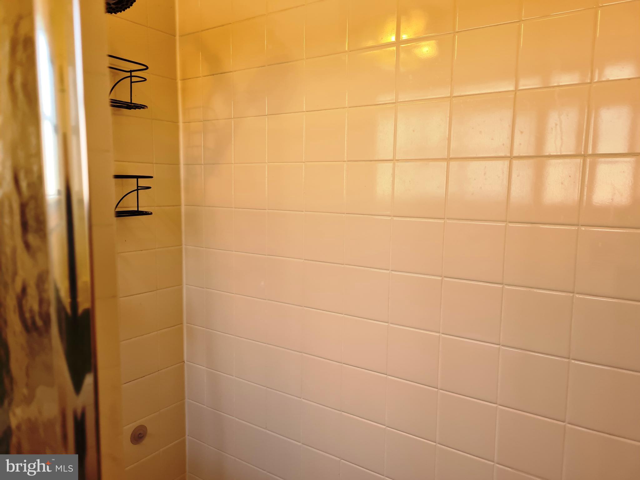 3215 Gunston Road, Unit 108 Alexandria, VA 22302 - Photo 38 of 55