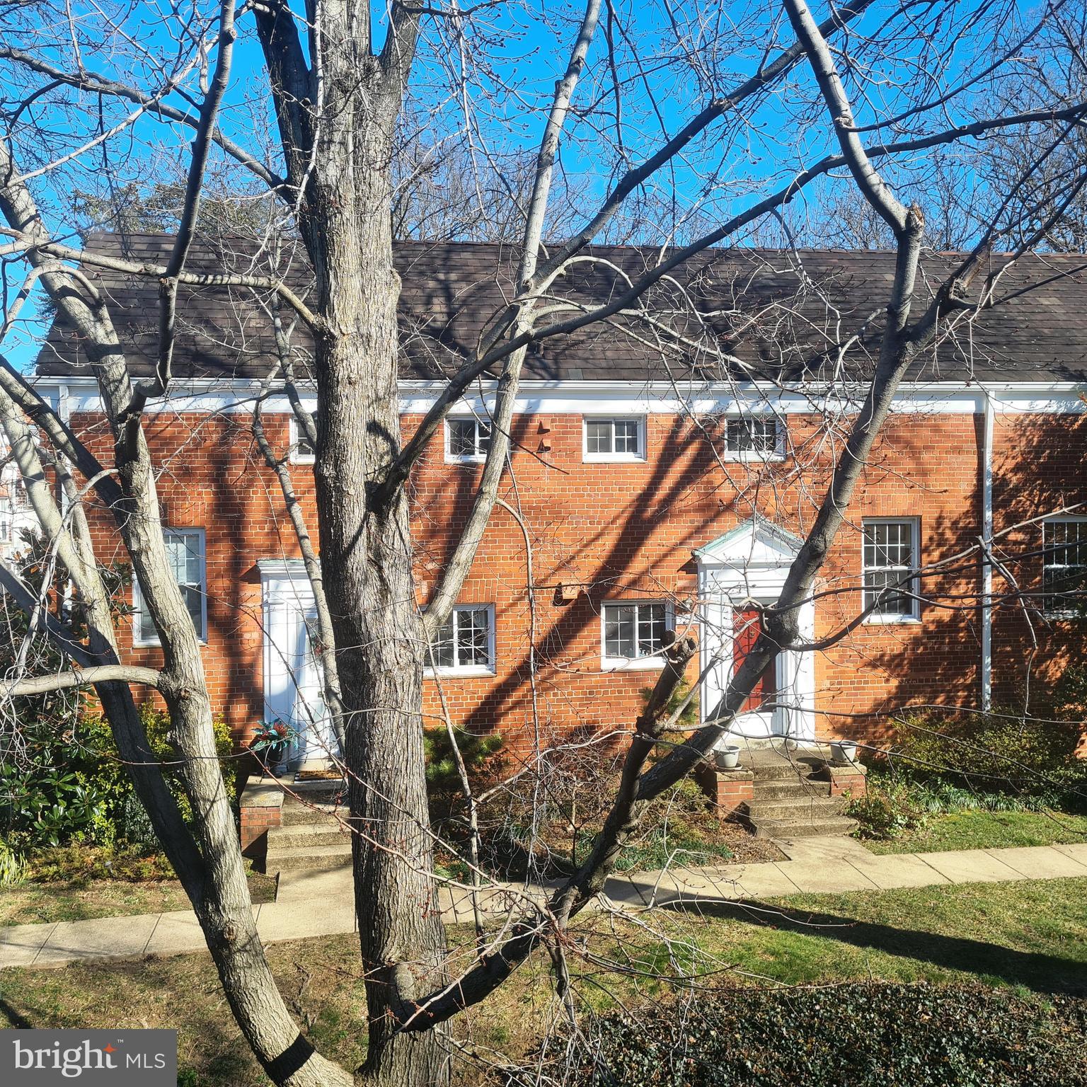 3215 Gunston Road, Unit 108 Alexandria, VA 22302 - Photo 49 of 55