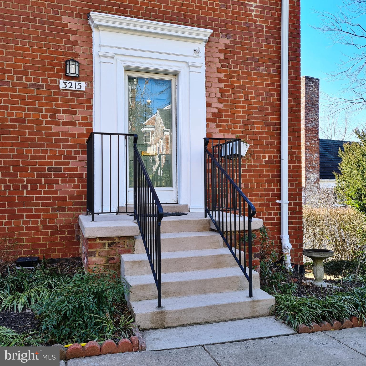3215 Gunston Road, Unit 108 Alexandria, VA 22302 - Photo 50 of 55