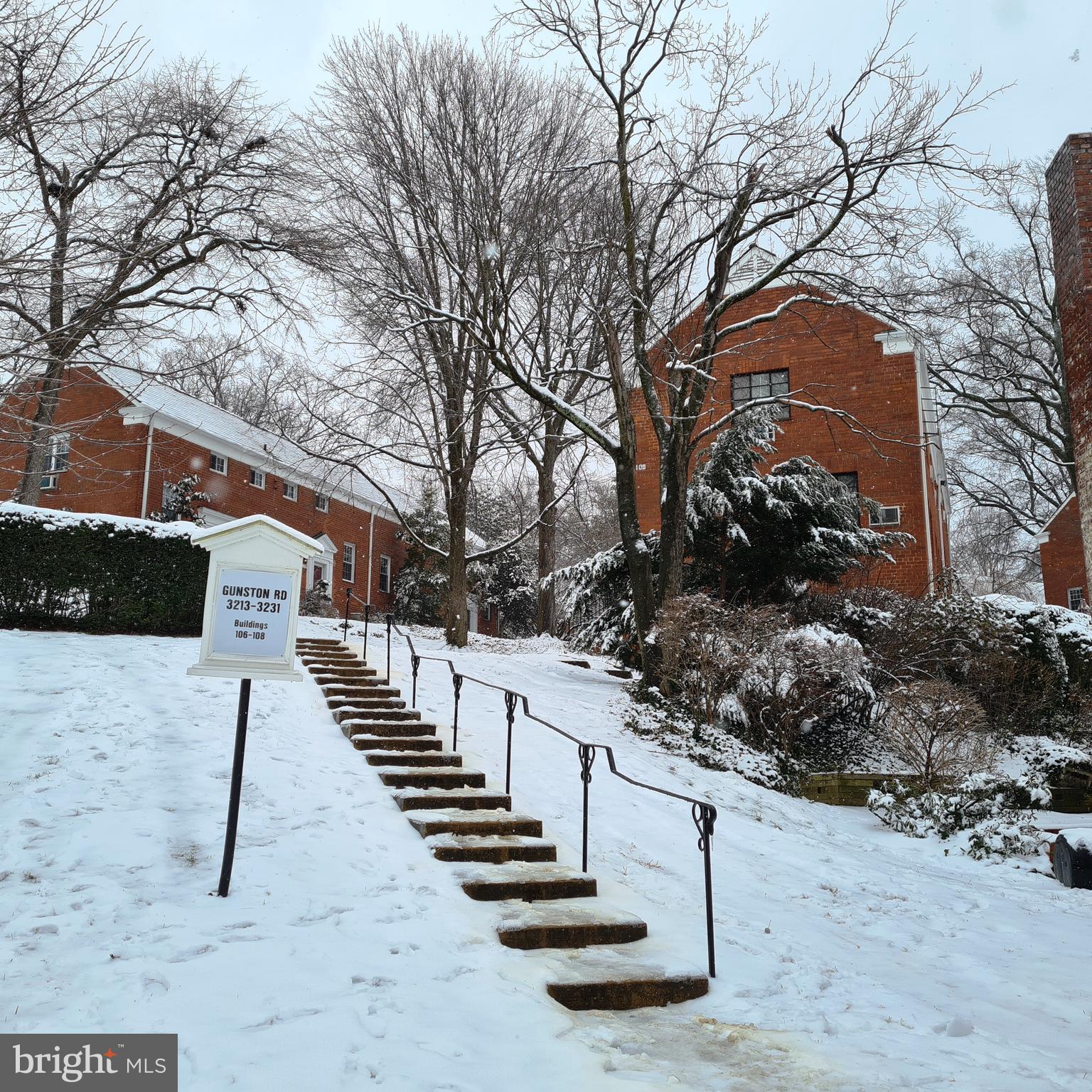 3215 Gunston Road, Unit 108 Alexandria, VA 22302 - Photo 53 of 55