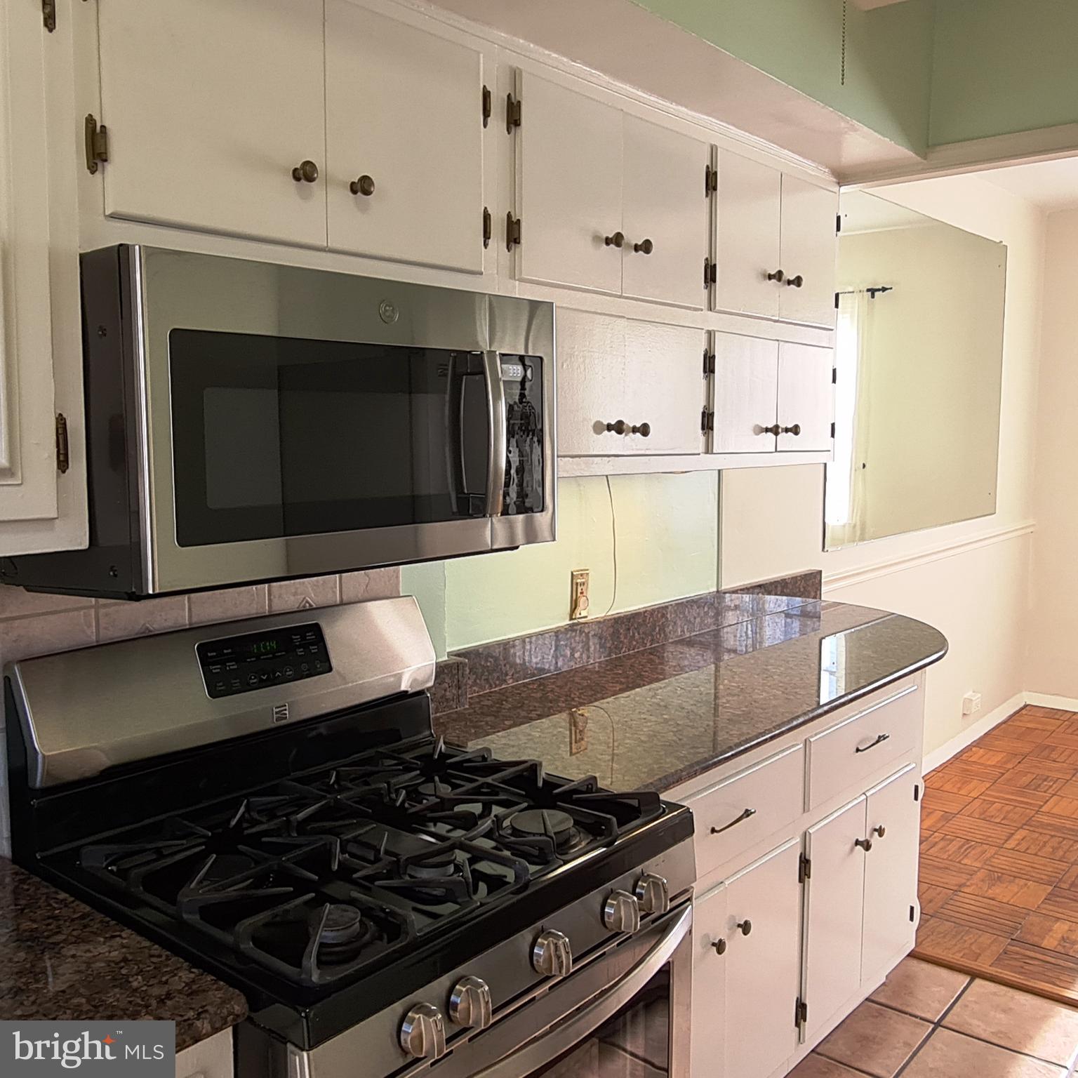 3215 Gunston Road, Unit 108 Alexandria, VA 22302 - Photo 10 of 55