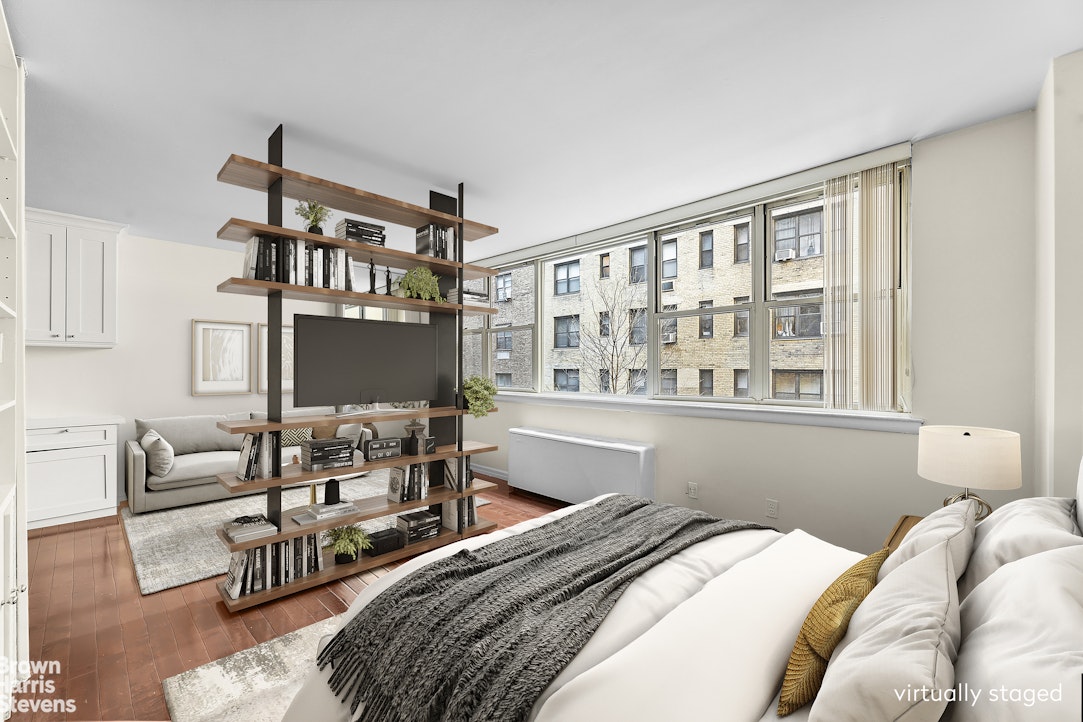 222 East 80th Street, Unit 3H Manhattan, NY 10075 - Photo 3 of 16