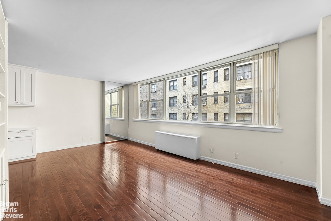 222 East 80th Street, Unit 3H Manhattan, NY 10075 - Photo 4 of 16