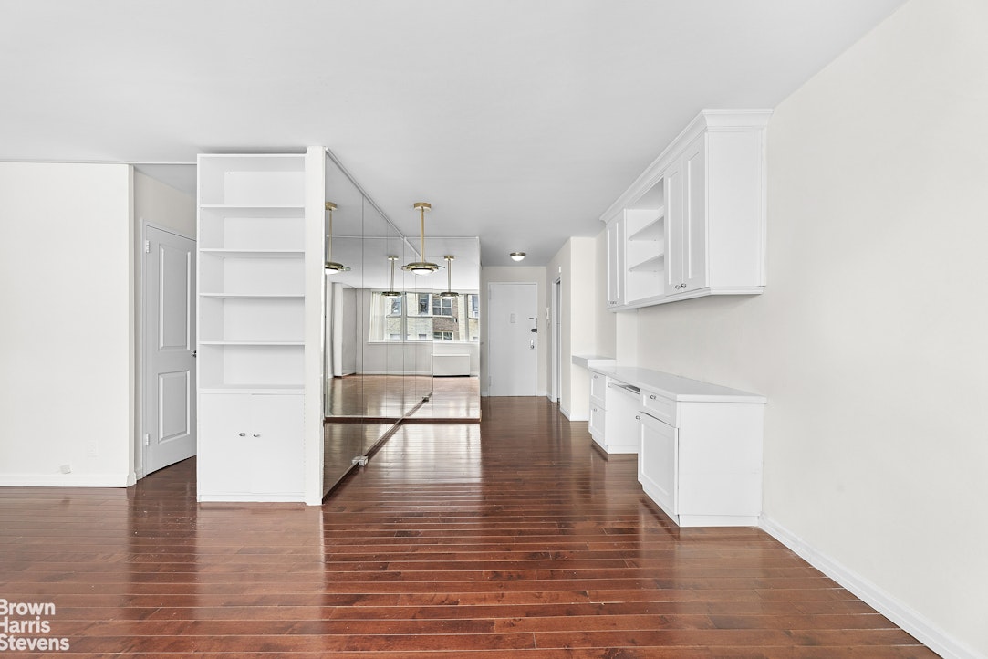222 East 80th Street, Unit 3H Manhattan, NY 10075 - Photo 7 of 16