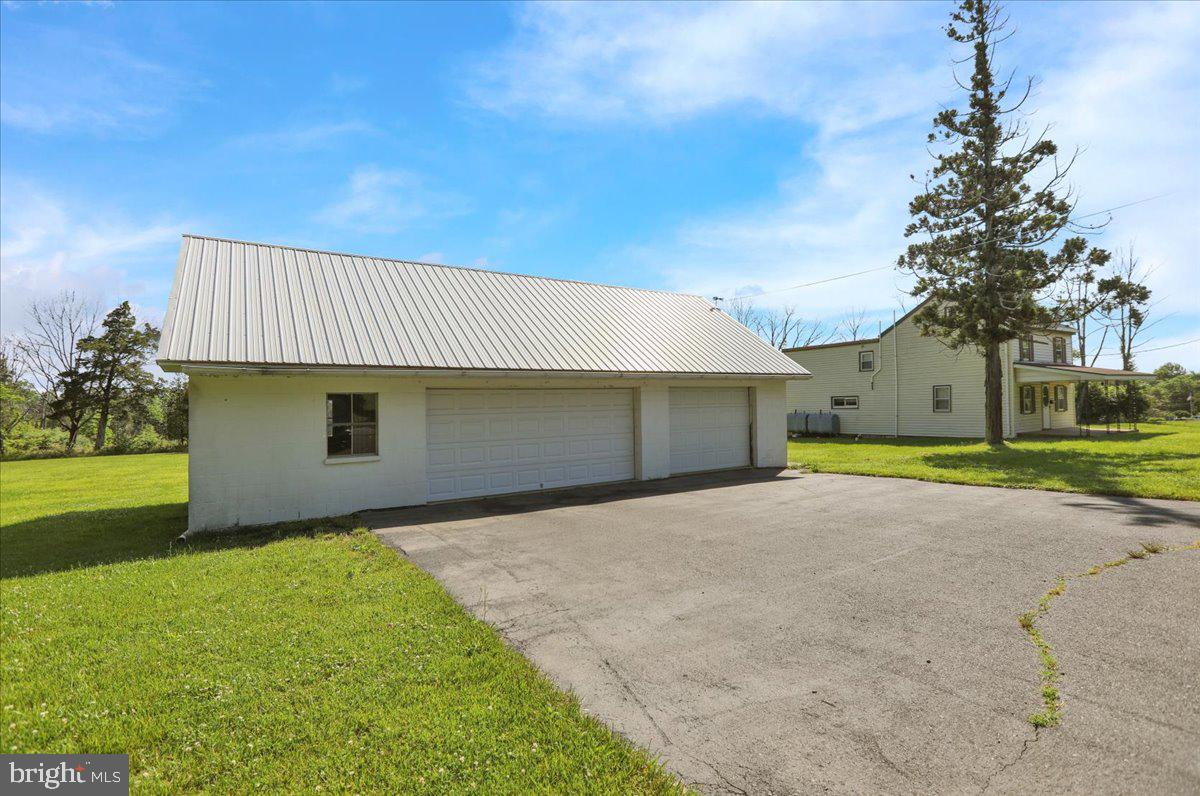 2305 Hill Road Perkiomenville, PA 18074 - Photo 11 of 43 Gallery Image 11