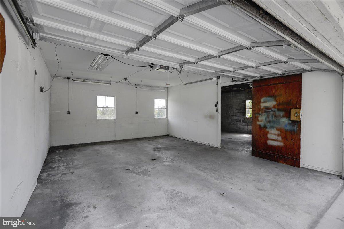 2305 Hill Road Perkiomenville, PA 18074 - Photo 32 of 43 Gallery Image 32