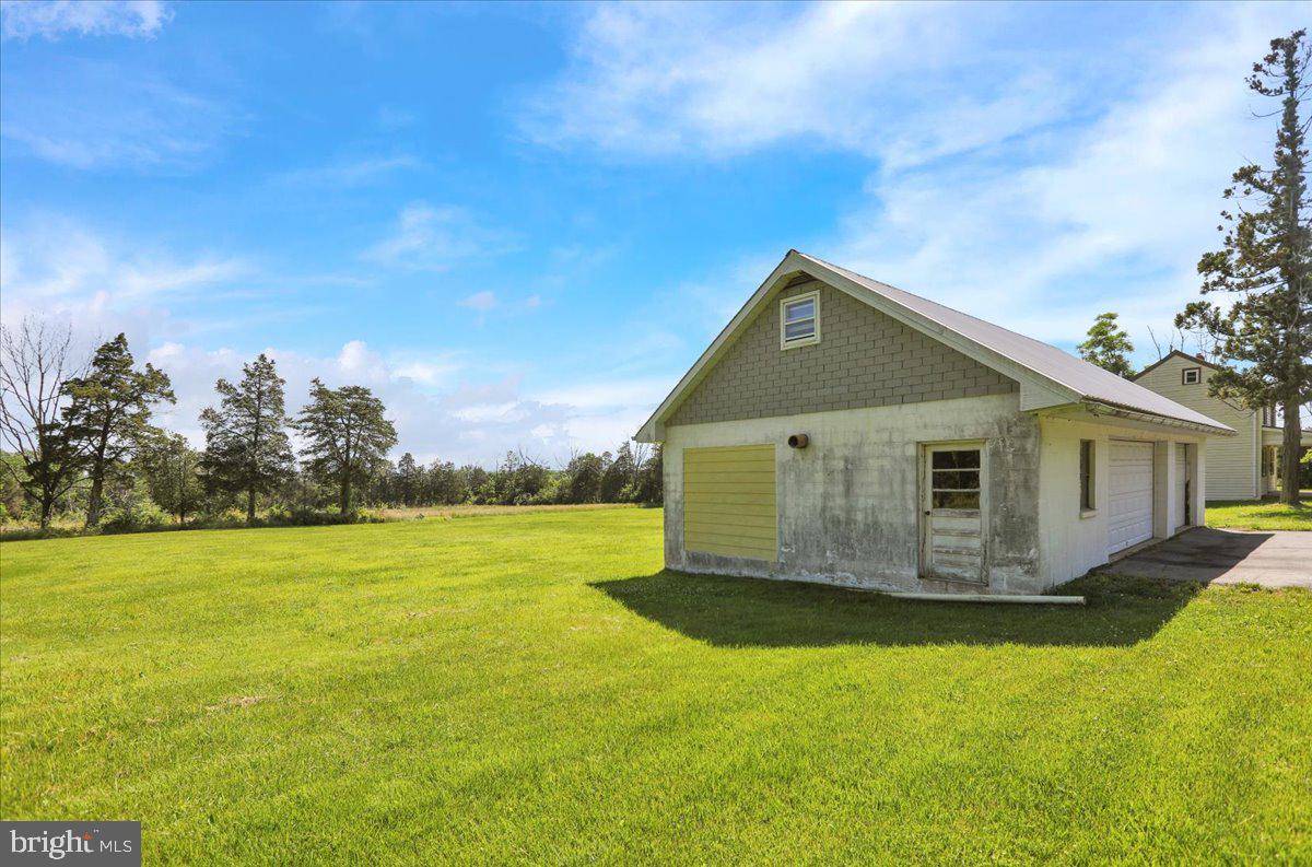 2305 Hill Road Perkiomenville, PA 18074 - Photo 34 of 43 Gallery Image 34