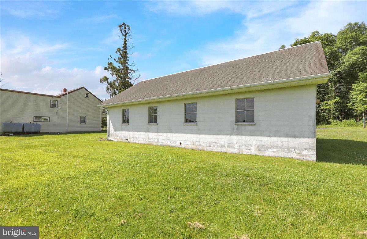 2305 Hill Road Perkiomenville, PA 18074 - Photo 36 of 43 Gallery Image 36
