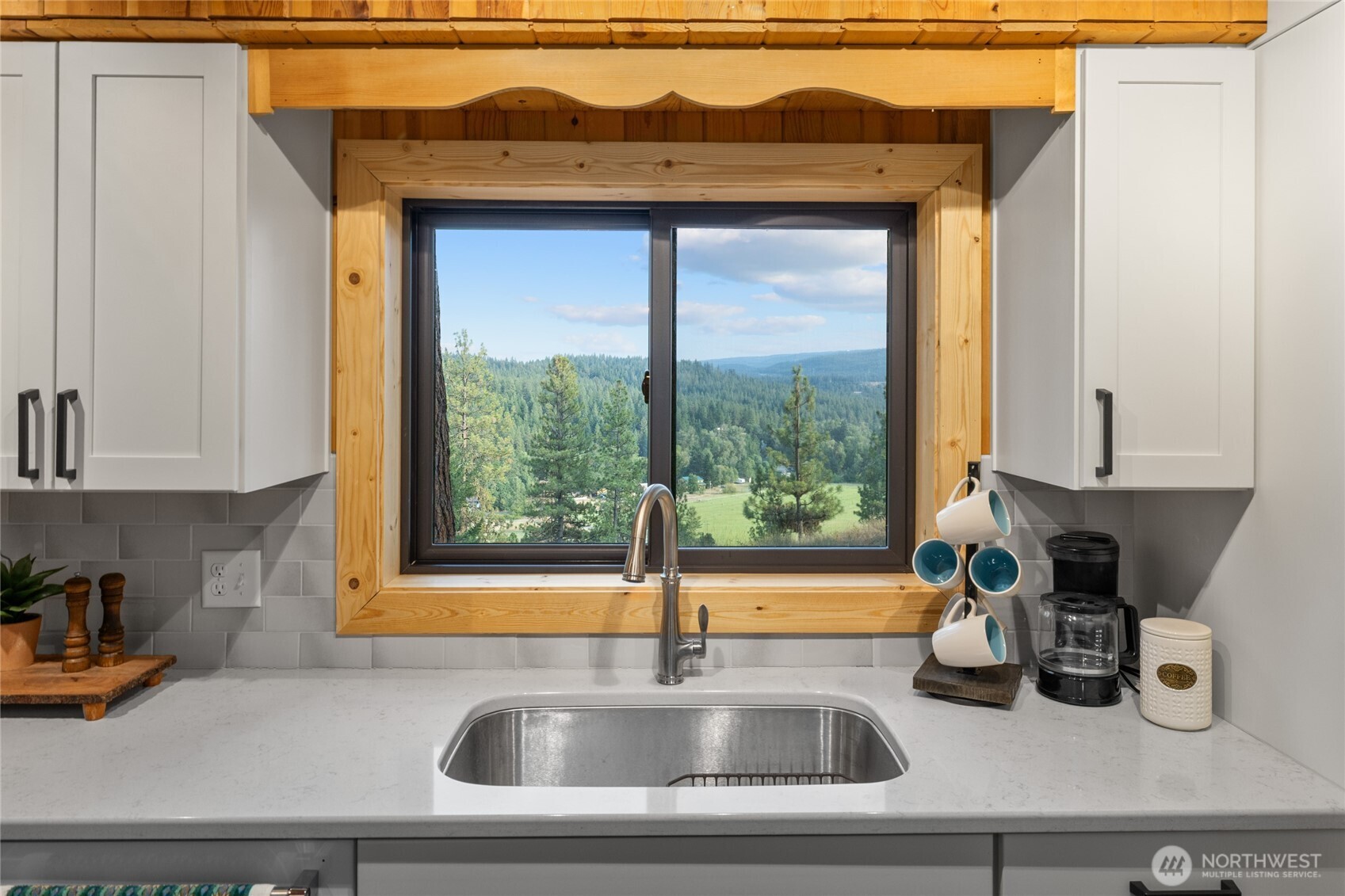 300 Teanaway Ridge Way Cle Elum, WA 98922 - Photo 12 of 38 a kitchen with a sink and a window