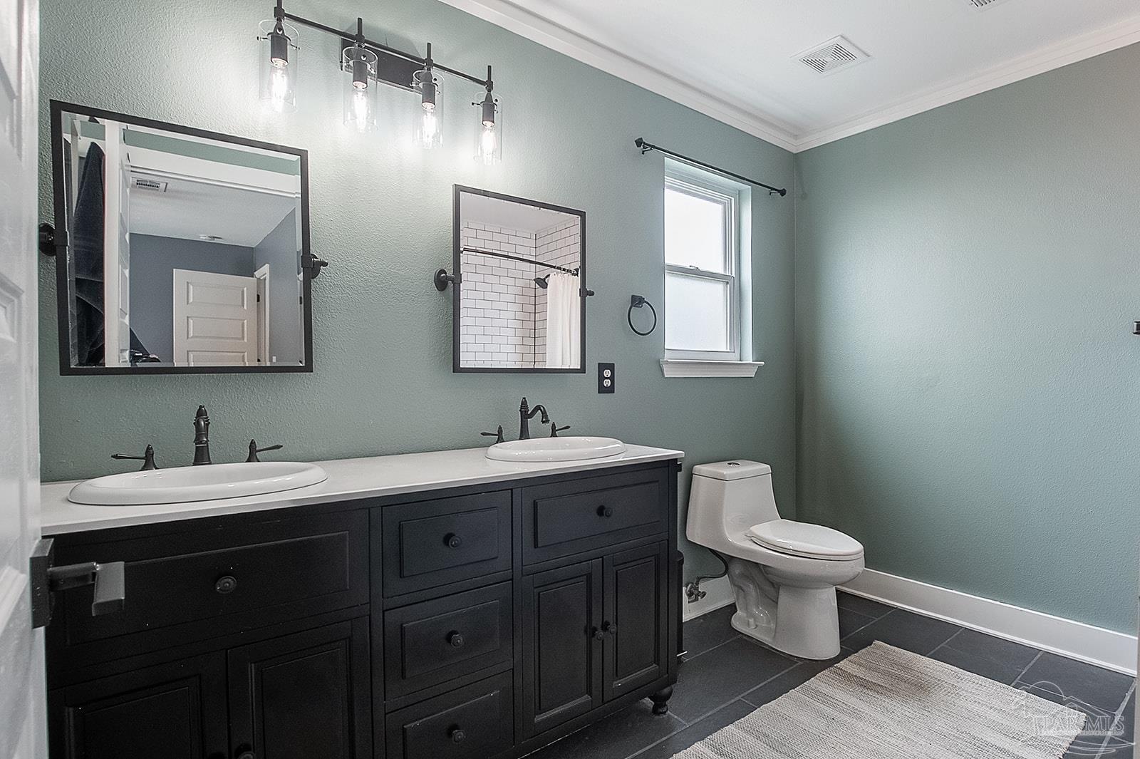 6819 Cedar Ridge Circle Milton, FL 32570 - Photo 16 of 34 Gallery Image 16