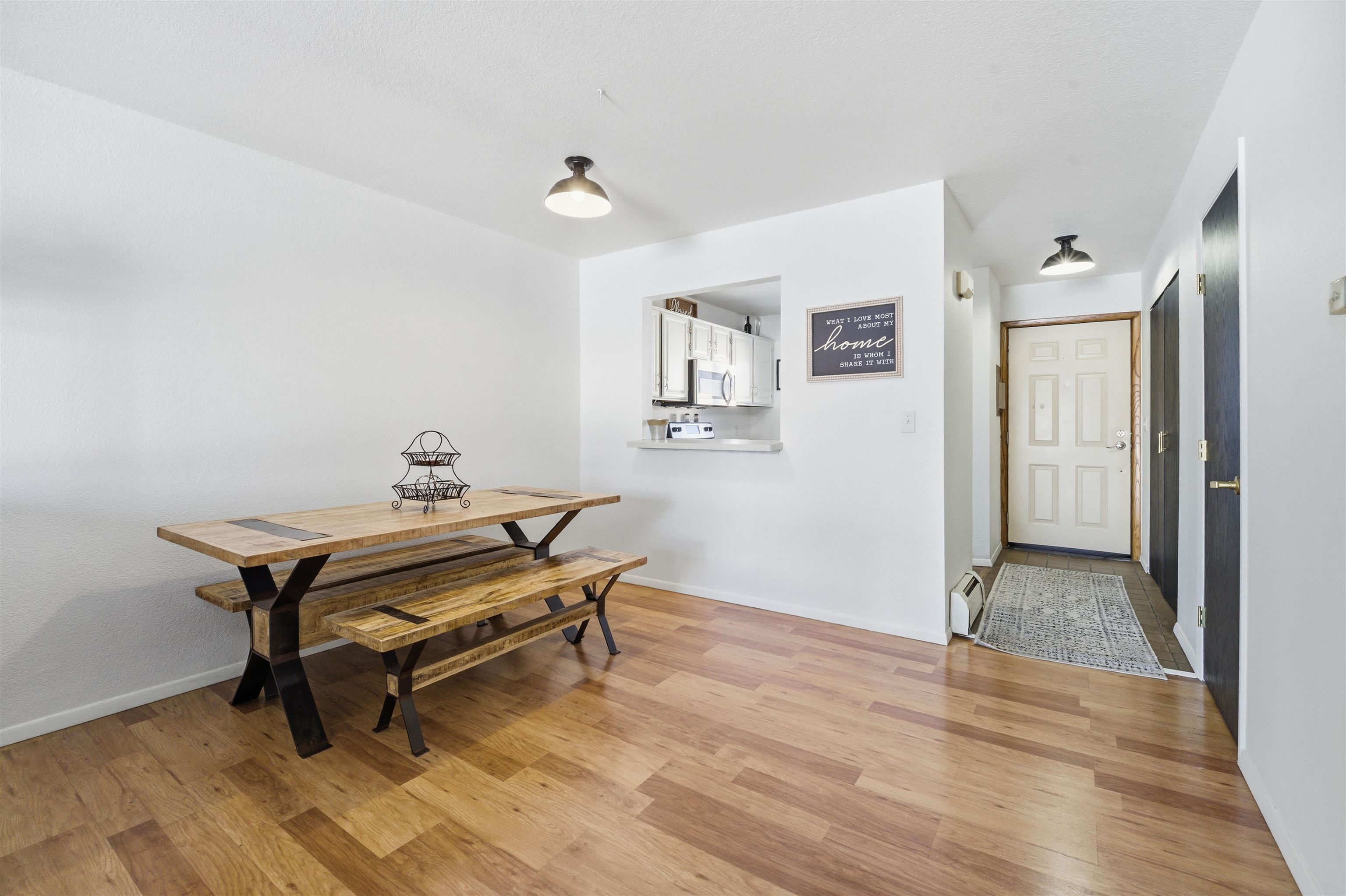 76 West Spencer Street Appleton, WI 54914 - Photo 4 of 23