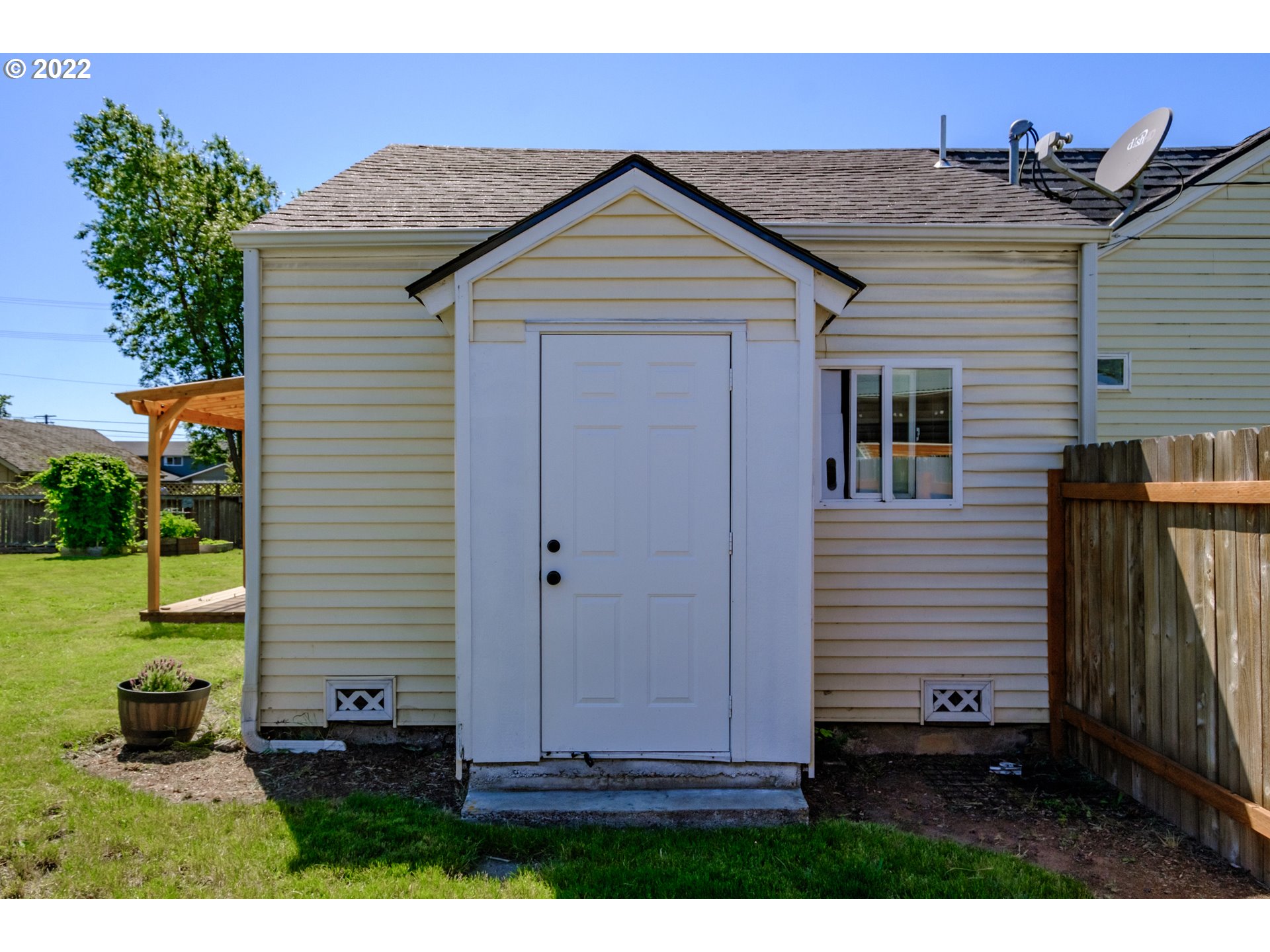 4235 Camellia Street Springfield, OR 97478 - Photo 27 of 27 a view of a house with a yard
