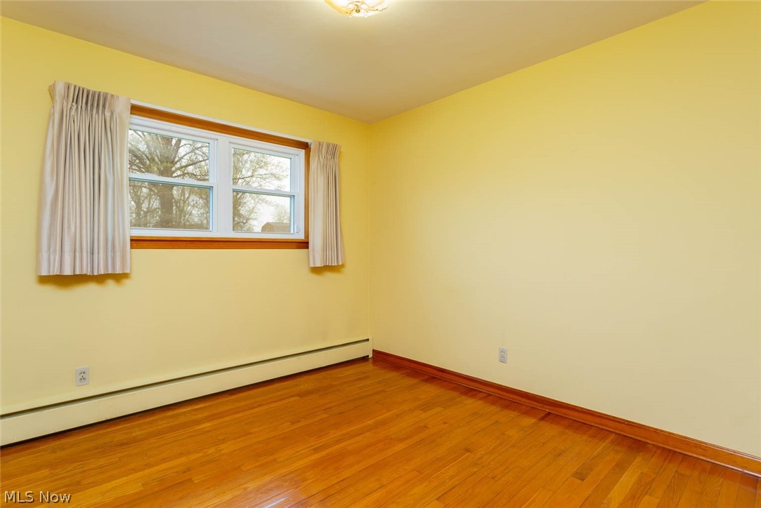 6356 Murray Ridge Road Elyria, OH 44035 - Photo 16 of 27 Second Bedroom