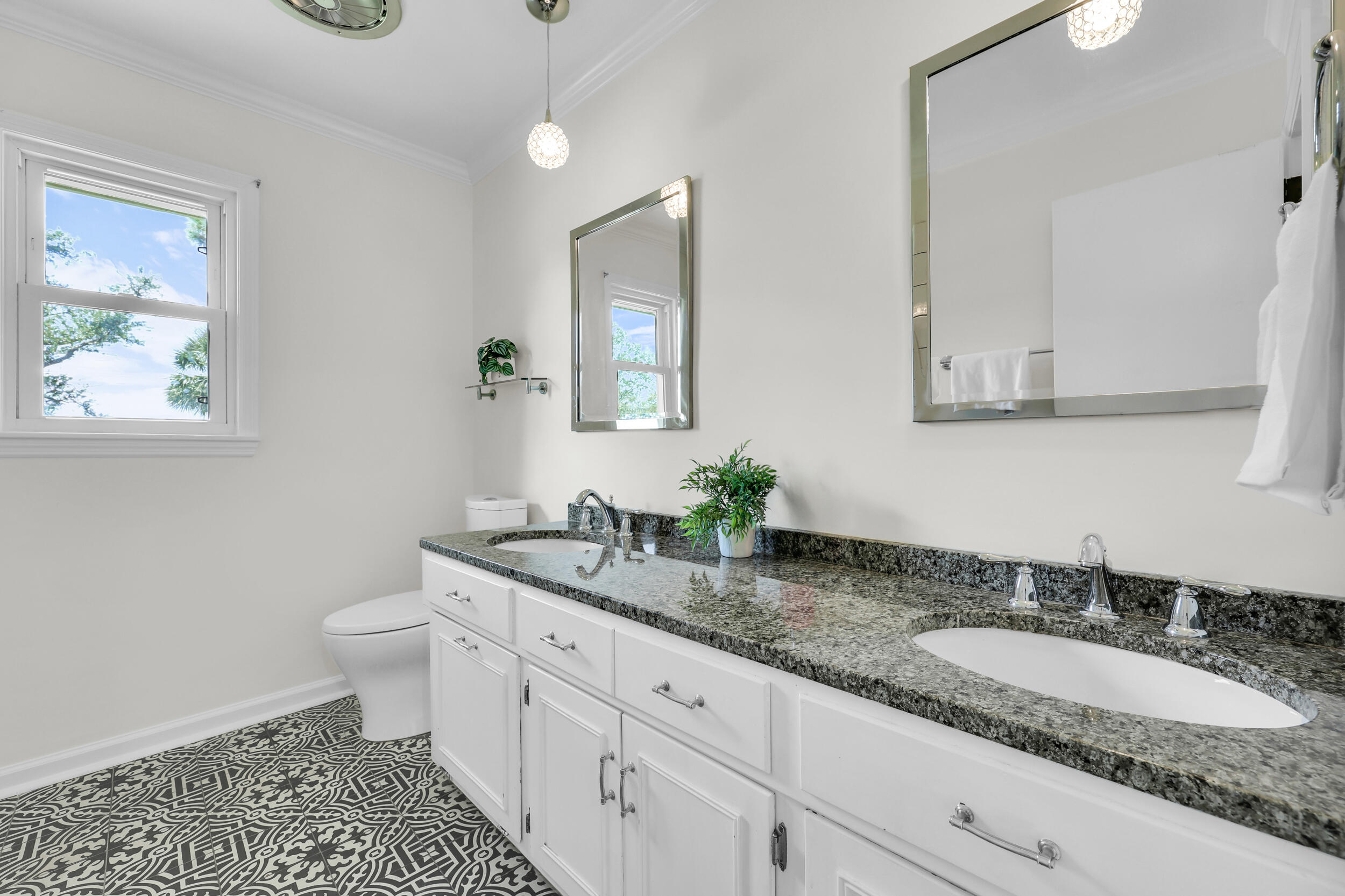 26 Rebellion Road Charleston, SC 29407 - Photo 37 of 47 Hall Bath